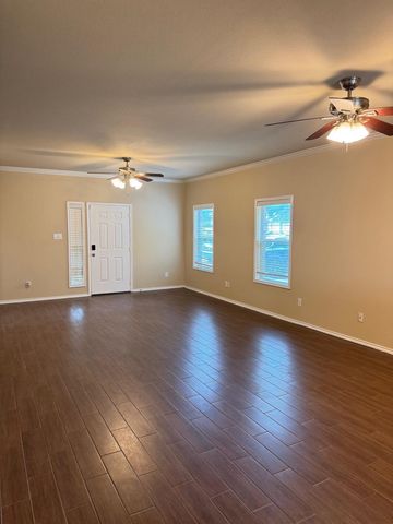 2047 Beacon Chase Court, Spring, TX 77373