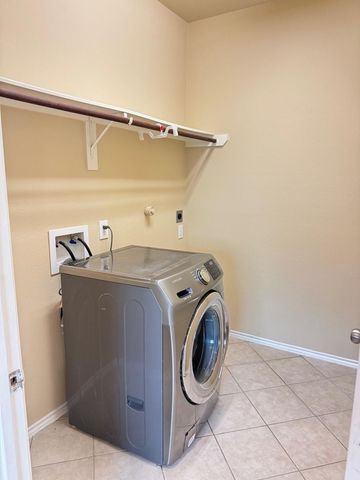 2047 Beacon Chase Court, Spring, TX 77373