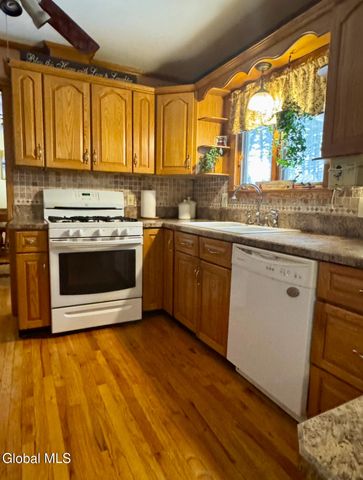 22 Whippoorwill Road, Queensbury, NY 12804