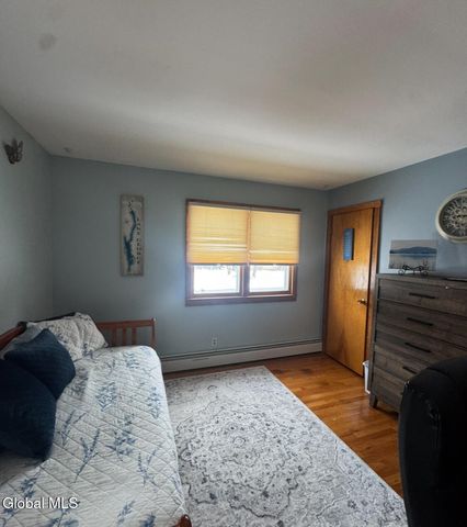 22 Whippoorwill Road, Queensbury, NY 12804