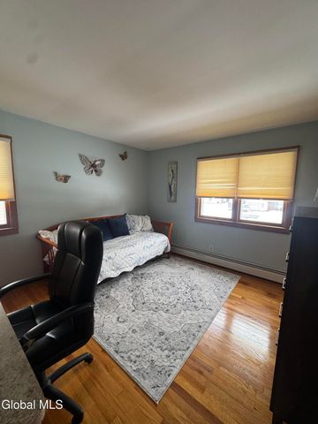 22 Whippoorwill Road, Queensbury, NY 12804