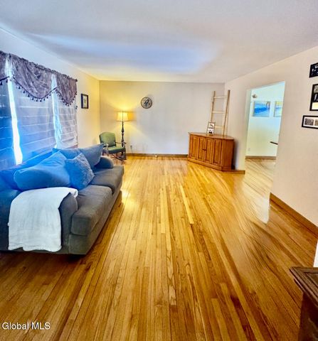 22 Whippoorwill Road, Queensbury, NY 12804