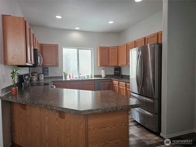 8712 Oslo Lane NE, Lacey, WA 98506