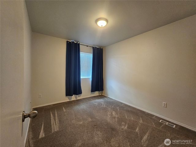 8712 Oslo Lane NE, Lacey, WA 98506