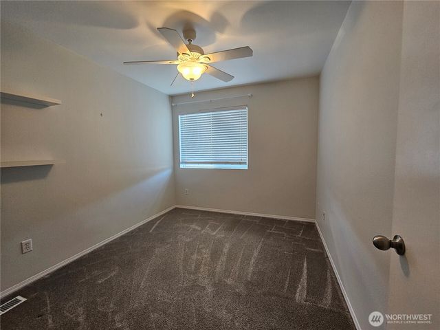 8712 Oslo Lane NE, Lacey, WA 98506