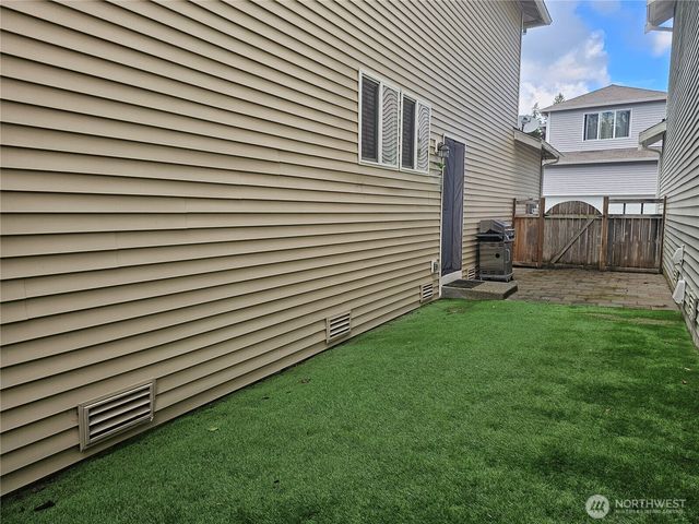 8712 Oslo Lane NE, Lacey, WA 98506