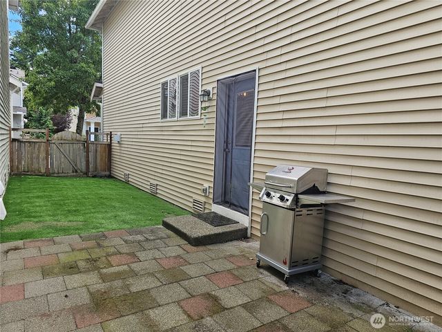 8712 Oslo Lane NE, Lacey, WA 98506