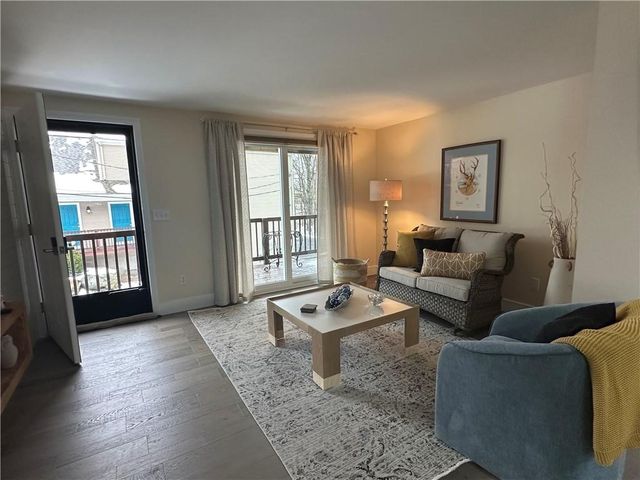 351 New London Avenue 501, Warwick, RI 02886