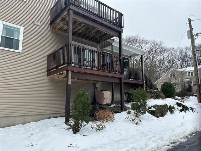 351 New London Avenue 501, Warwick, RI 02886