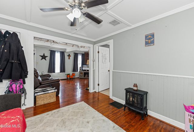 37 Academy Street, Cambridge, NY 12816