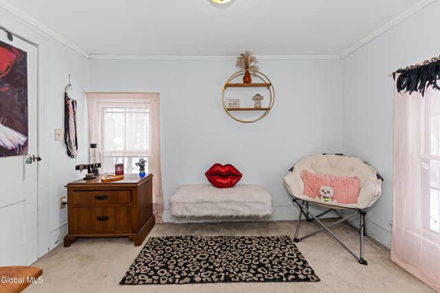 37 Academy Street, Cambridge, NY 12816