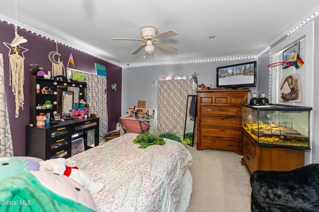 37 Academy Street, Cambridge, NY 12816