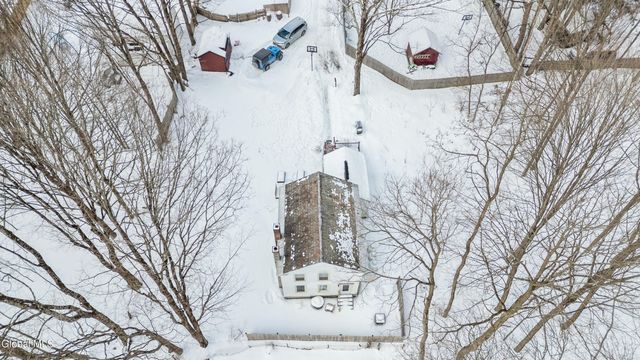 37 Academy Street, Cambridge, NY 12816