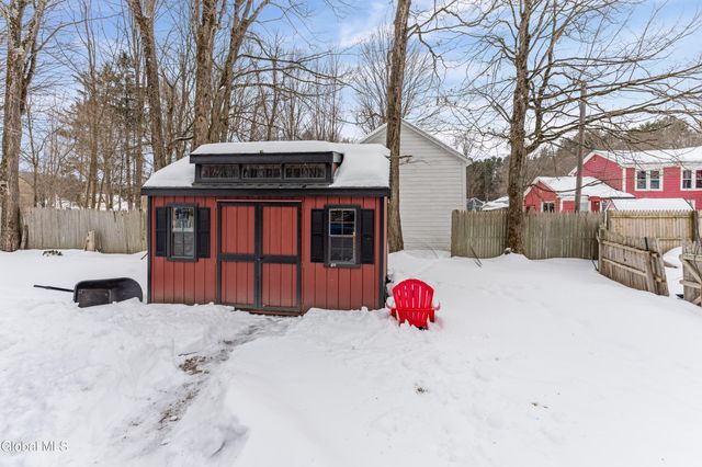 37 Academy Street, Cambridge, NY 12816