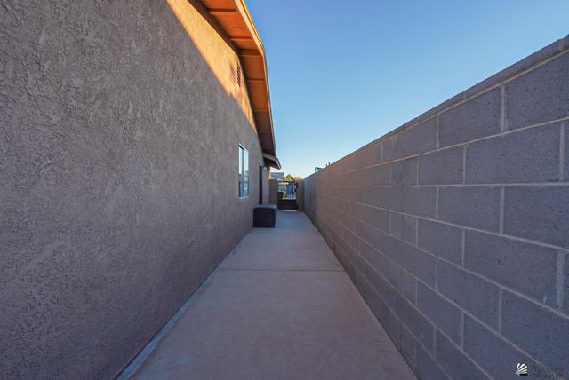 4584 W 18 Pl, Yuma, AZ 85364