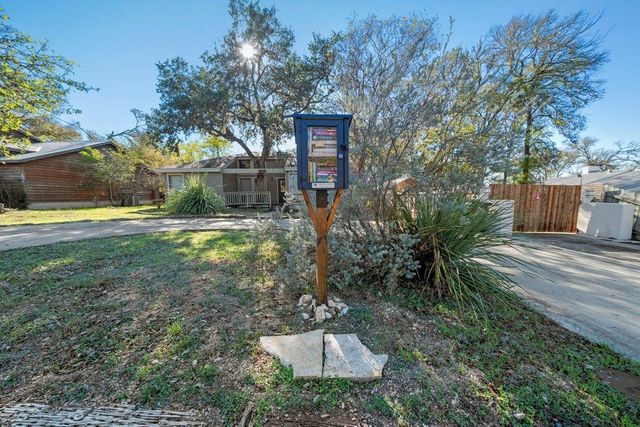 1505 N Lbj DR, San Marcos, TX 78666