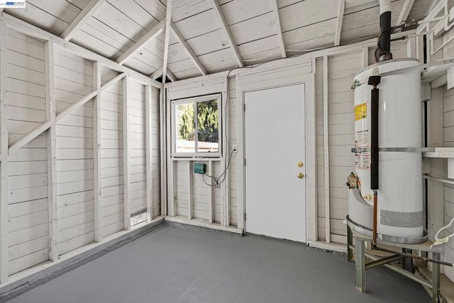 2226 Vegas Ave, Castro Valley, CA 94546