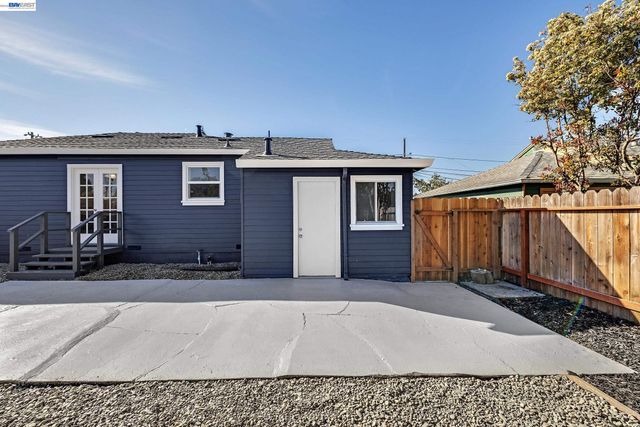 2226 Vegas Ave, Castro Valley, CA 94546