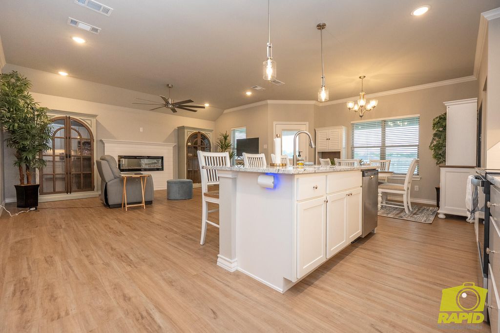 Image 12 of property listing at 3142 Cedarhill Drive, San Angelo, TX 76904