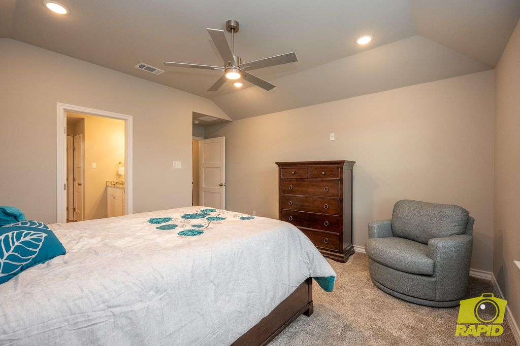 Image 17 of property listing at 3142 Cedarhill Drive, San Angelo, TX 76904