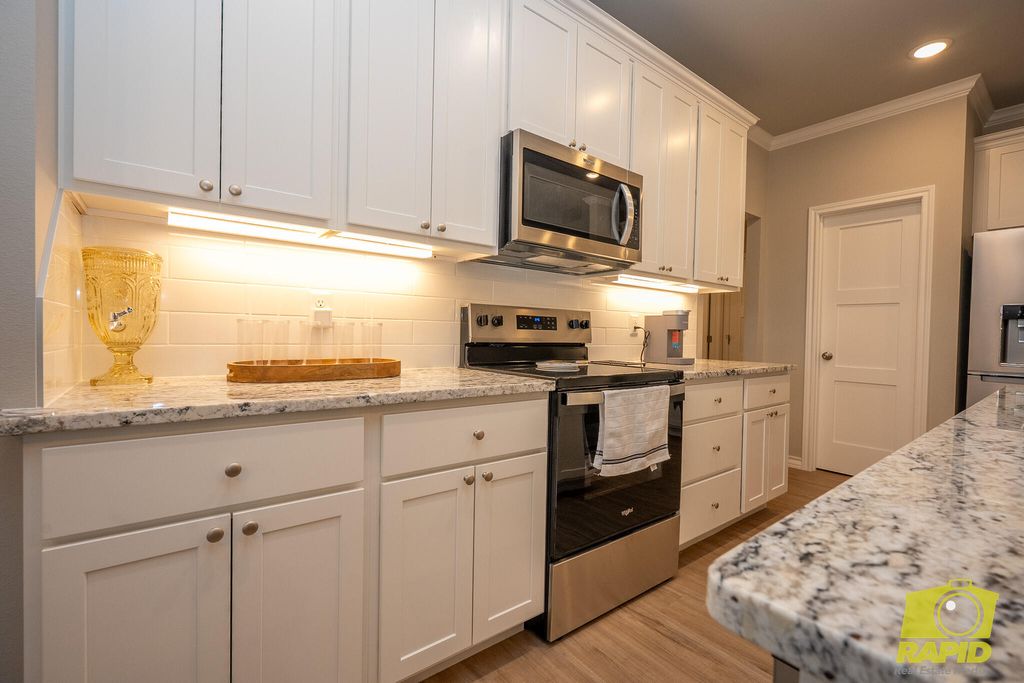 Image 8 of property listing at 3142 Cedarhill Drive, San Angelo, TX 76904
