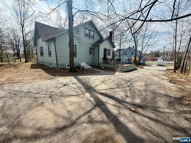 131 W Ramapo Avenue, Mahwah, NJ 07430