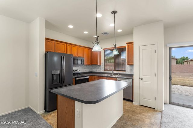 12097 W Hailey Lane, Marana, AZ 85653