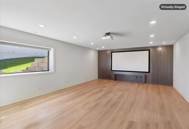 4735 Centennial Boulevard, Urbandale, IA 50323