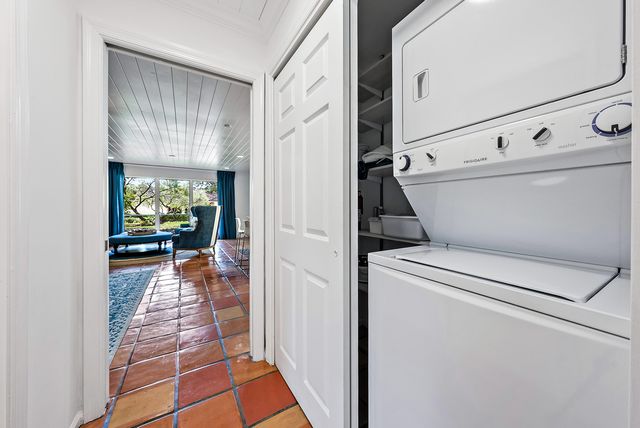 11325 Twelve Oaks Way, North Palm Beach, FL 33408