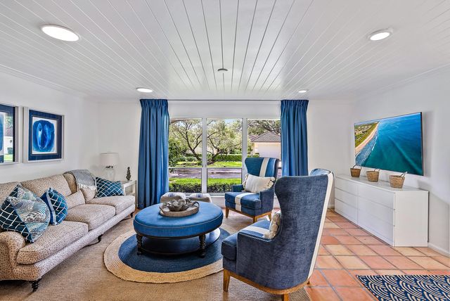 11325 Twelve Oaks Way, North Palm Beach, FL 33408