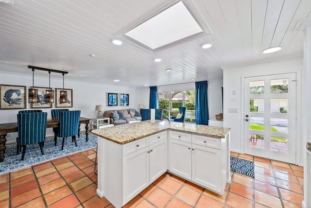 11325 Twelve Oaks Way, North Palm Beach, FL 33408