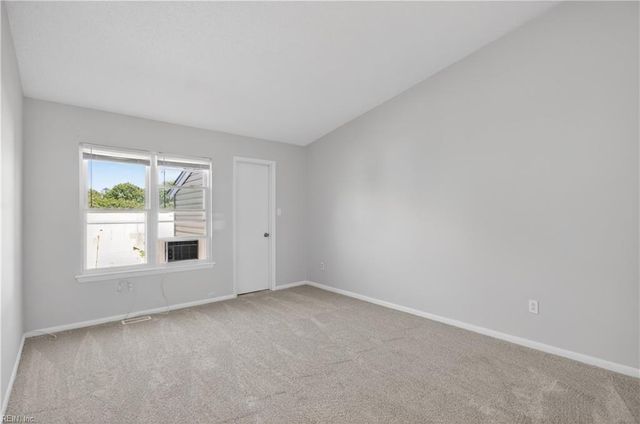 4472 Silverleaf DR, Virginia Beach, VA 23462