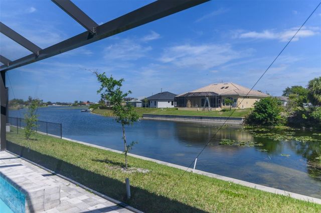 635 NE 7TH TERRACE, Cape Coral, FL 33909