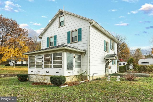 2783 GLEN ROCK RD, Glen Rock, PA 17327