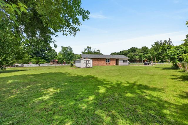 576 Cynthia Dr, Clarksville, TN 37042
