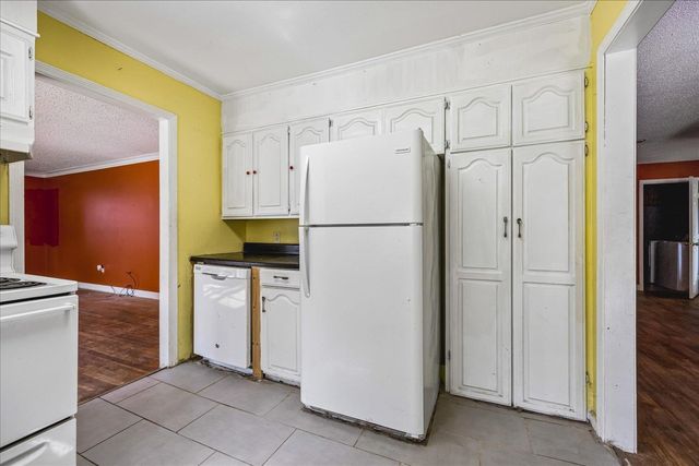 805 S SOMERVILLE ST, Somerville, TN 38068