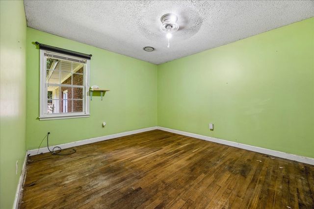 805 S SOMERVILLE ST, Somerville, TN 38068