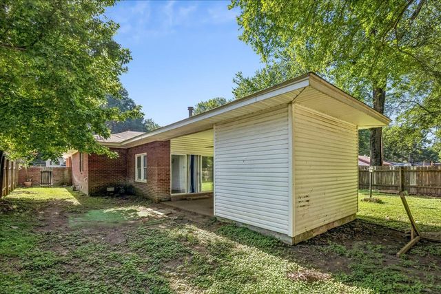 805 S SOMERVILLE ST, Somerville, TN 38068