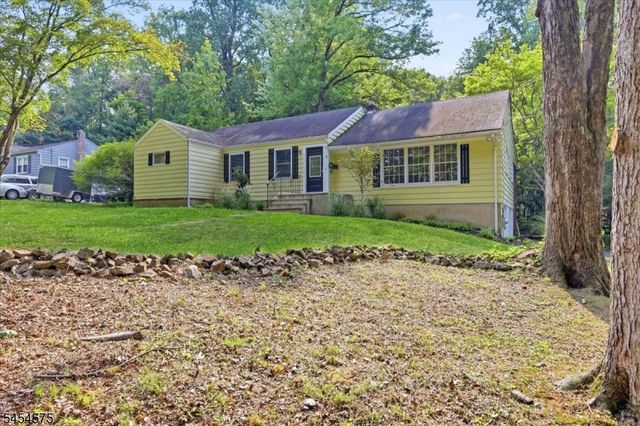 27 Inwood Rd, Berkeley Heights Twp., NJ 07922