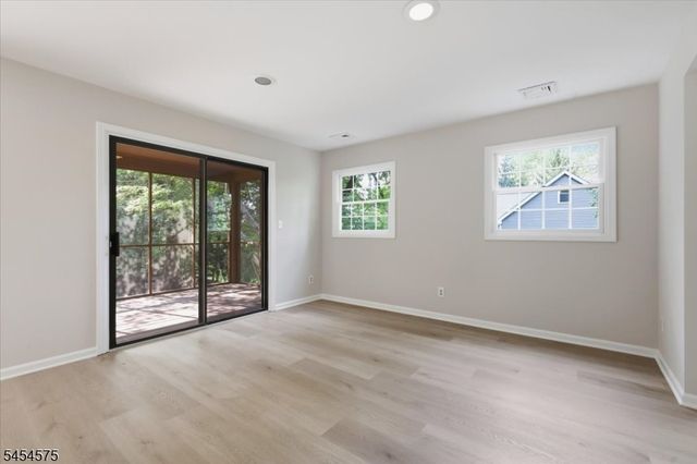 27 Inwood Rd, Berkeley Heights Twp., NJ 07922