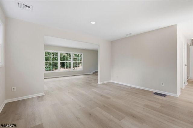 27 Inwood Rd, Berkeley Heights Twp., NJ 07922