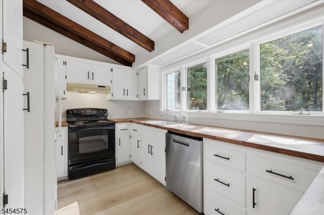 27 Inwood Rd, Berkeley Heights Twp., NJ 07922
