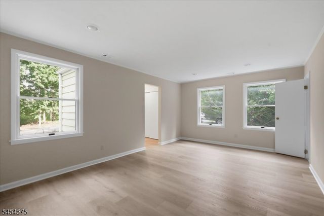27 Inwood Rd, Berkeley Heights Twp., NJ 07922