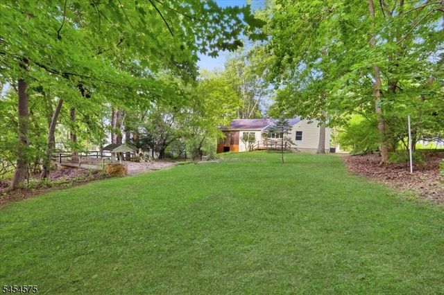 27 Inwood Rd, Berkeley Heights Twp., NJ 07922