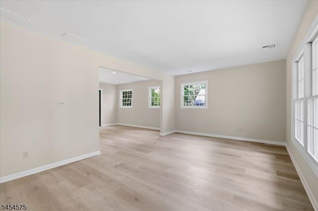 27 Inwood Rd, Berkeley Heights Twp., NJ 07922
