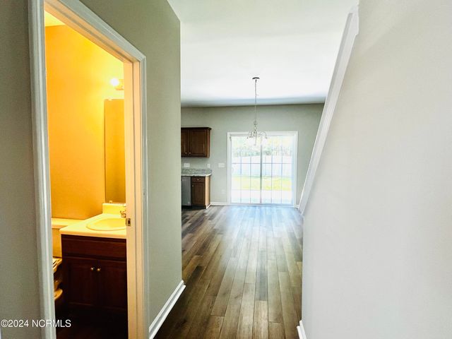 1044 Jade Lane, Winterville, NC 28590