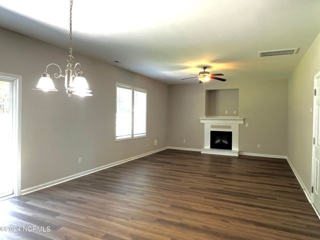 1044 Jade Lane, Winterville, NC 28590