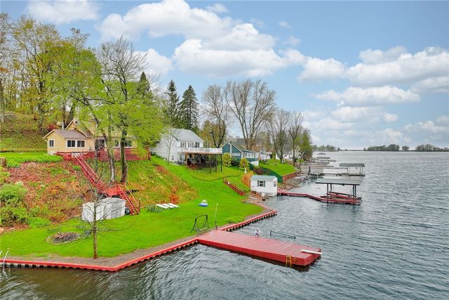 11737 Tompkins Point Road, Wolcott, NY 14590