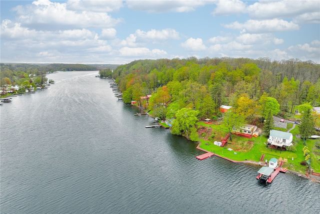 11737 Tompkins Point Road, Wolcott, NY 14590