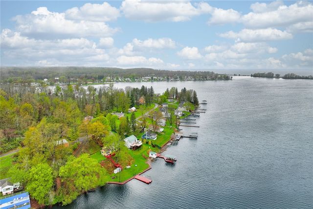 11737 Tompkins Point Road, Wolcott, NY 14590